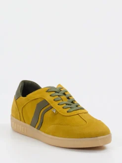 Mayori – Sneaker aus Veloursleder in Senfgelb