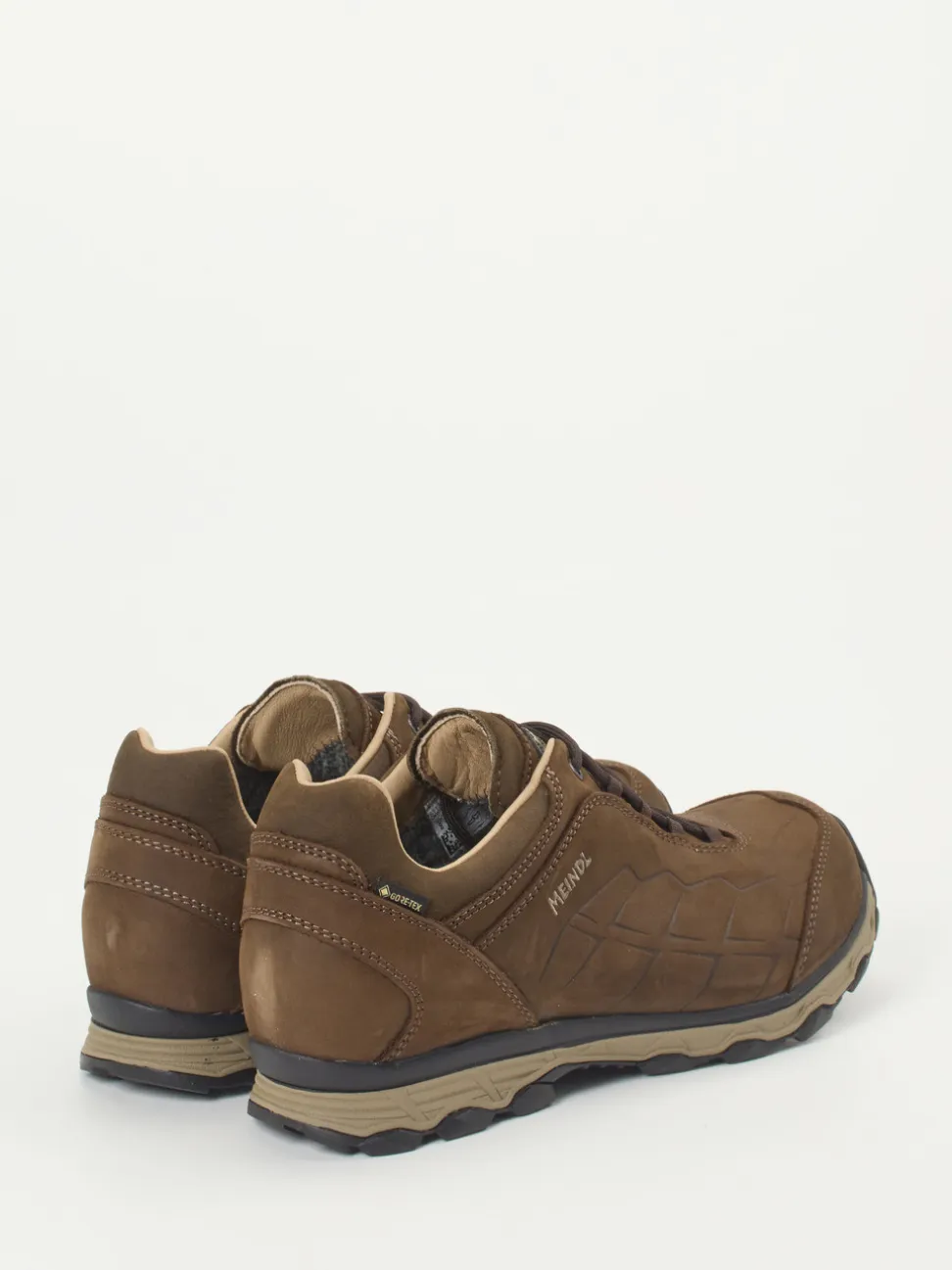 Meindl – Outdoor-Halbschuh aus Nubukleder braun