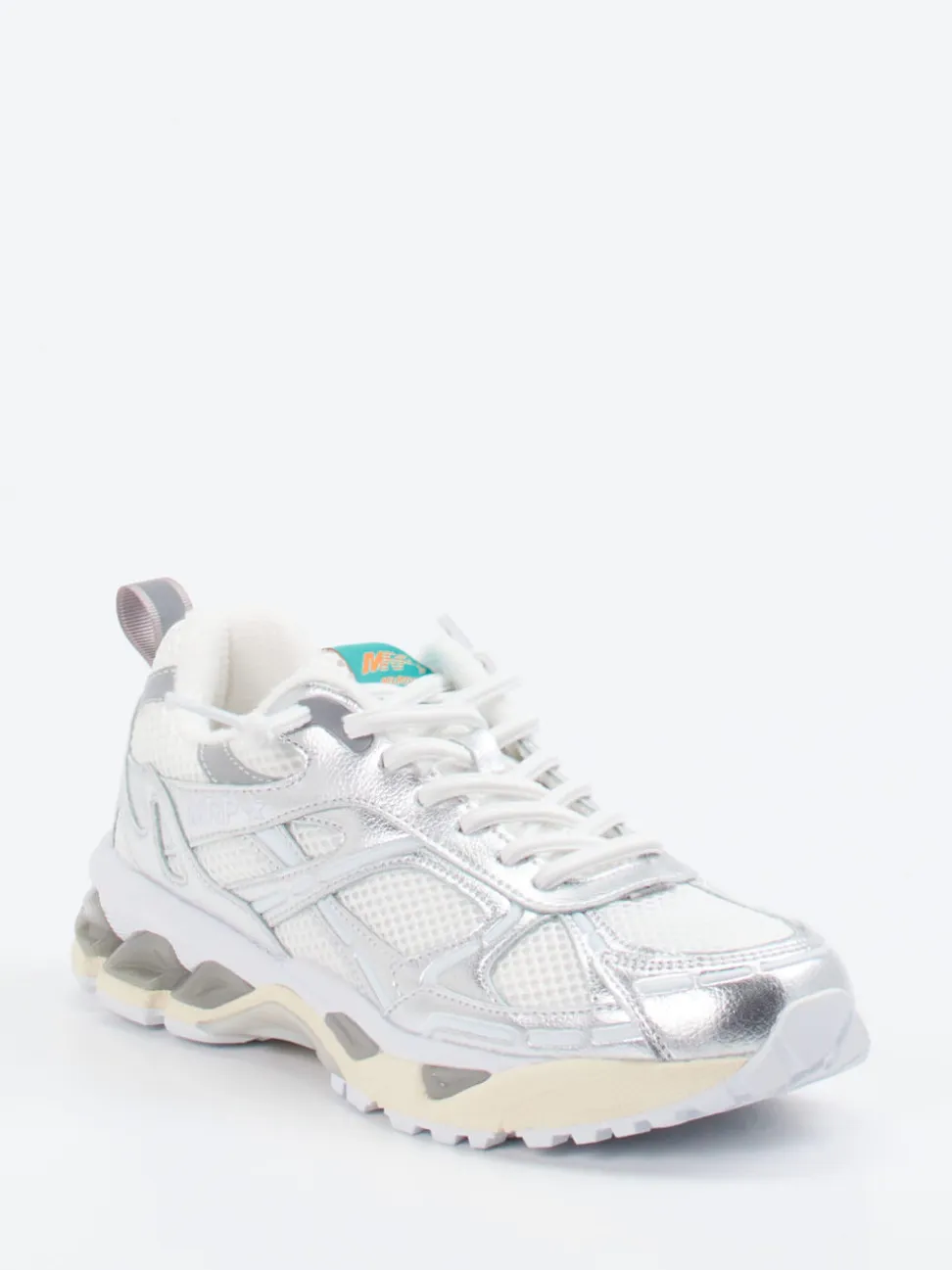 MRP – Chunky Sneaker aus Metallicleder silber