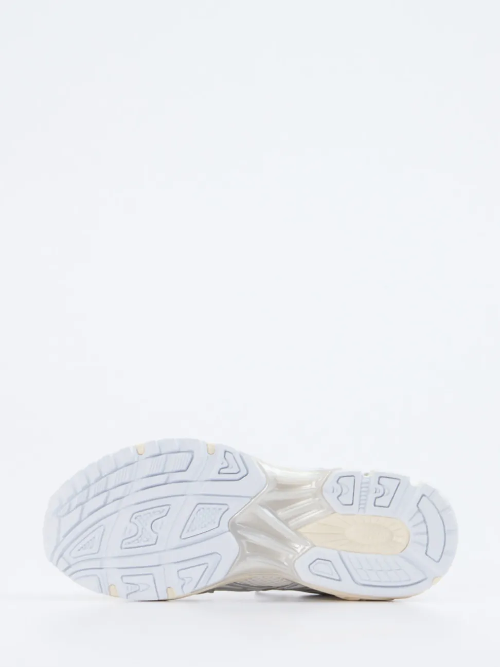 MRP – Chunky Sneaker aus Metallicleder silber