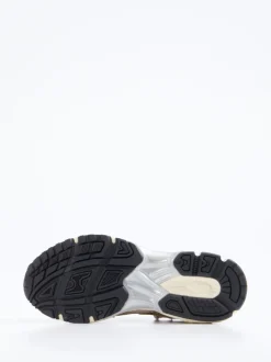 MRP – Chunky-Sneaker aus Textil und Wildleder beige