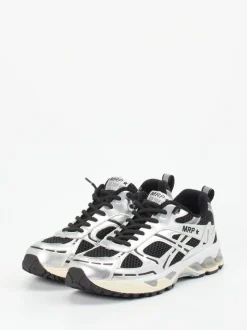 MRP – Low-Top Sneaker aus Metallic-Mesh silber