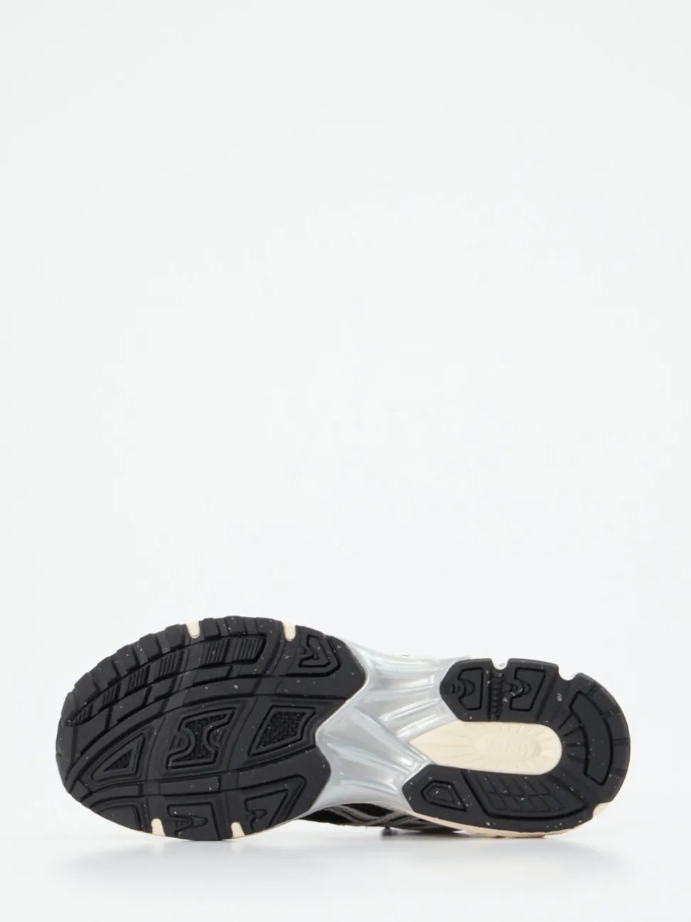 MRP – Low-Top Sneaker aus Metallic-Mesh silber