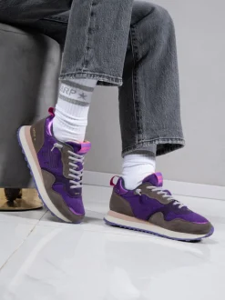 MRP – Retro-Sneaker aus Velour/Textil in Violett
