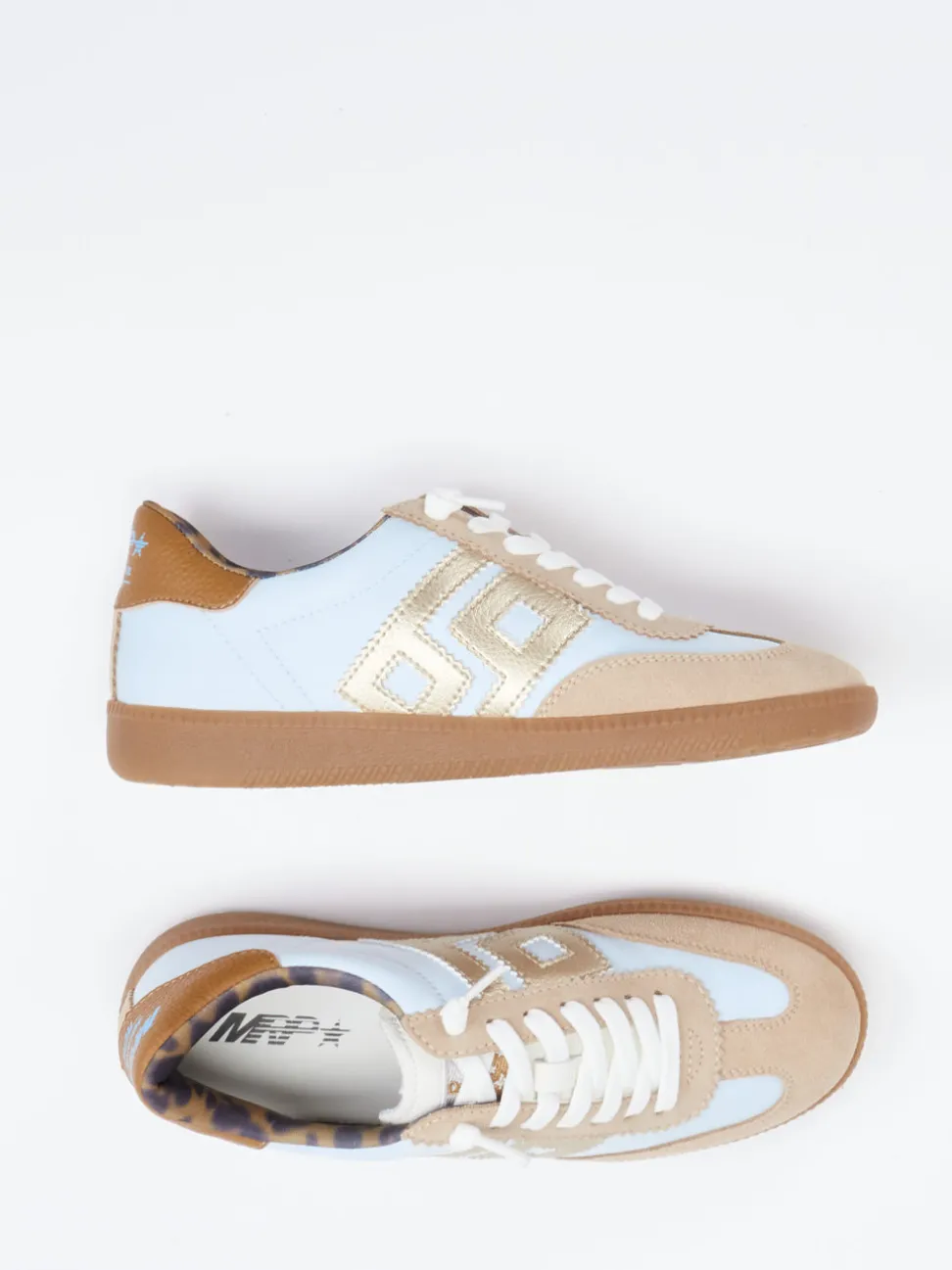 MRP – Retro-Sneaker aus Veloursleder in Pastell