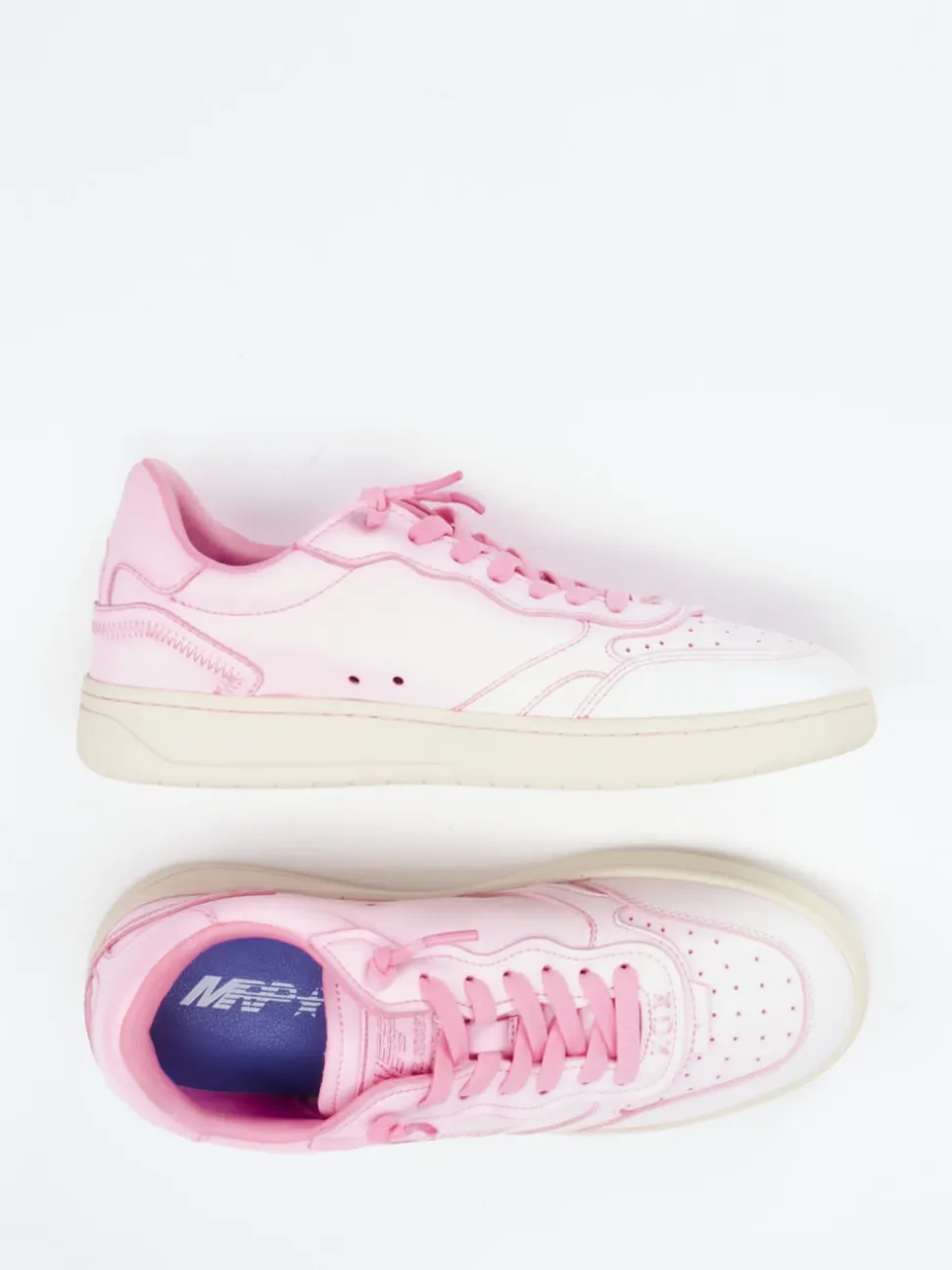MRP – Sneaker aus Kalbleder in Pastellrosa