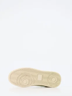 MRP – Sneaker aus Kalbleder in Pastellgrün