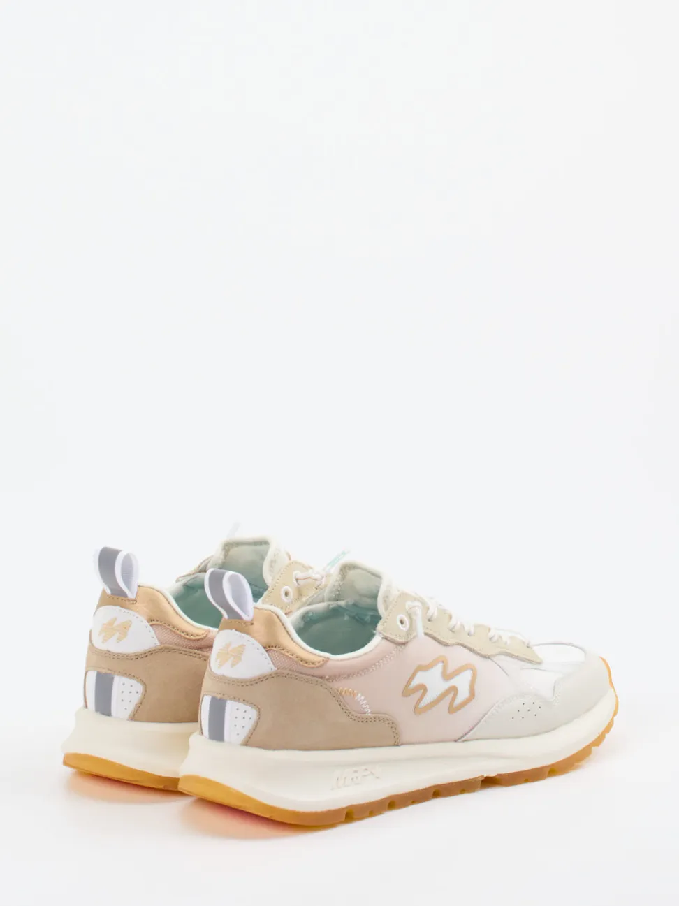 MRP – Sneaker aus Velour und Textil beige