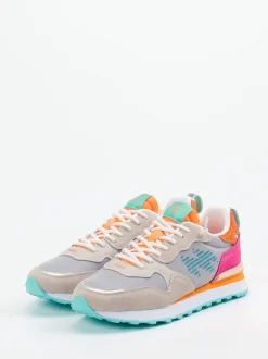 MRP – Sneaker aus Velour und Textil in Hellgrau