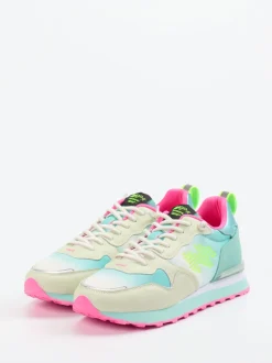 MRP – Sneaker aus Veloursleder und Textil cremeweiß