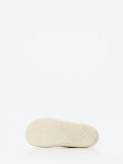 Naturino – Kinder-Sneaker aus Veloursleder beige