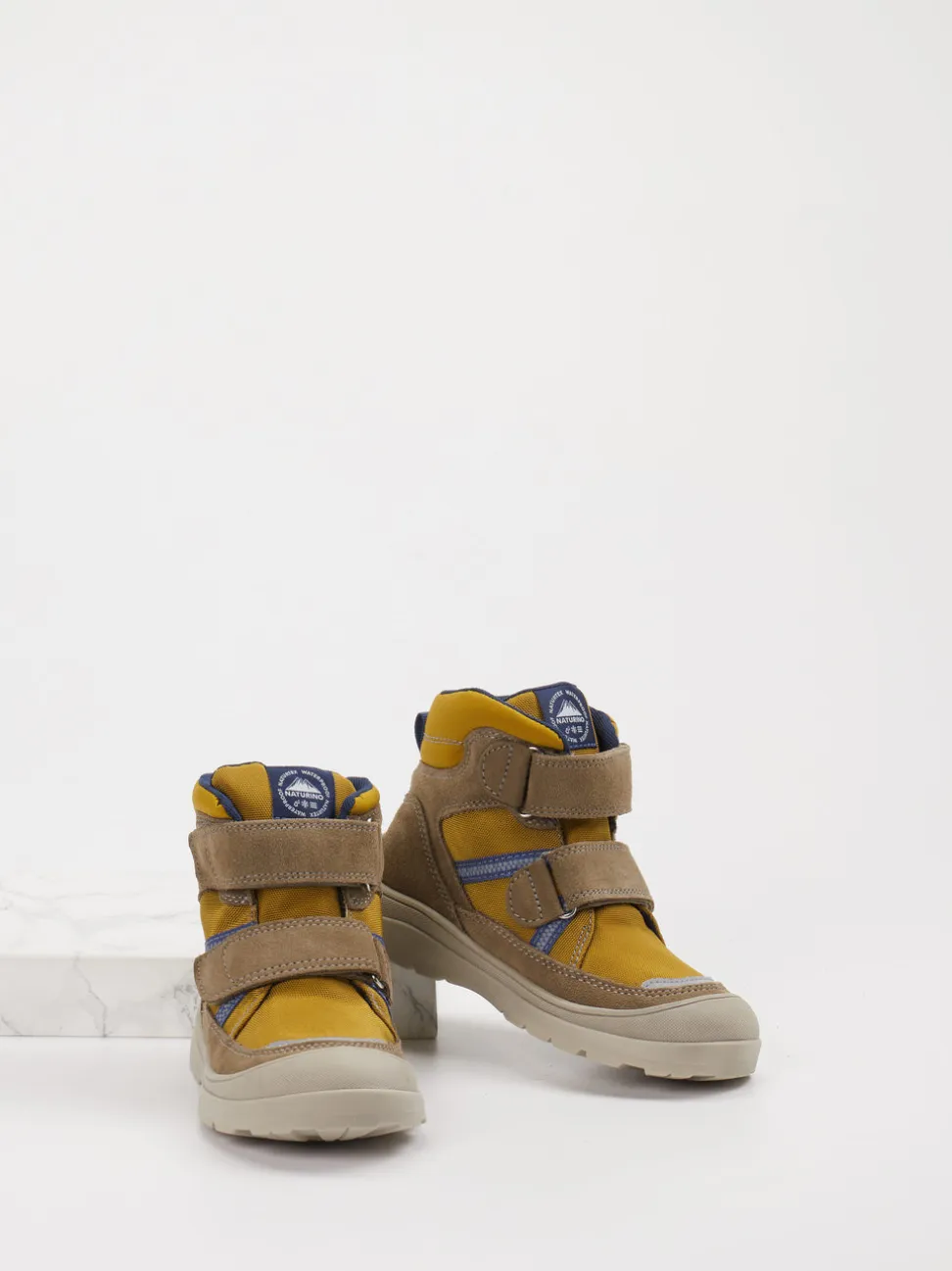 Naturino – Outdoor-Stiefelette aus Leder ockergelb
