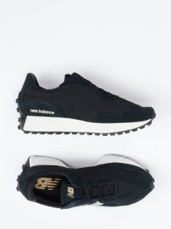 New Balance – Sneaker aus Veloursleder schwarz