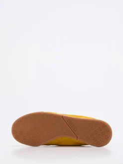 New Balance – Sneaker aus Veloursleder Senfgelb