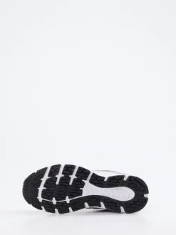 New Balance – Sneaker aus Textil und Mesh in Grau