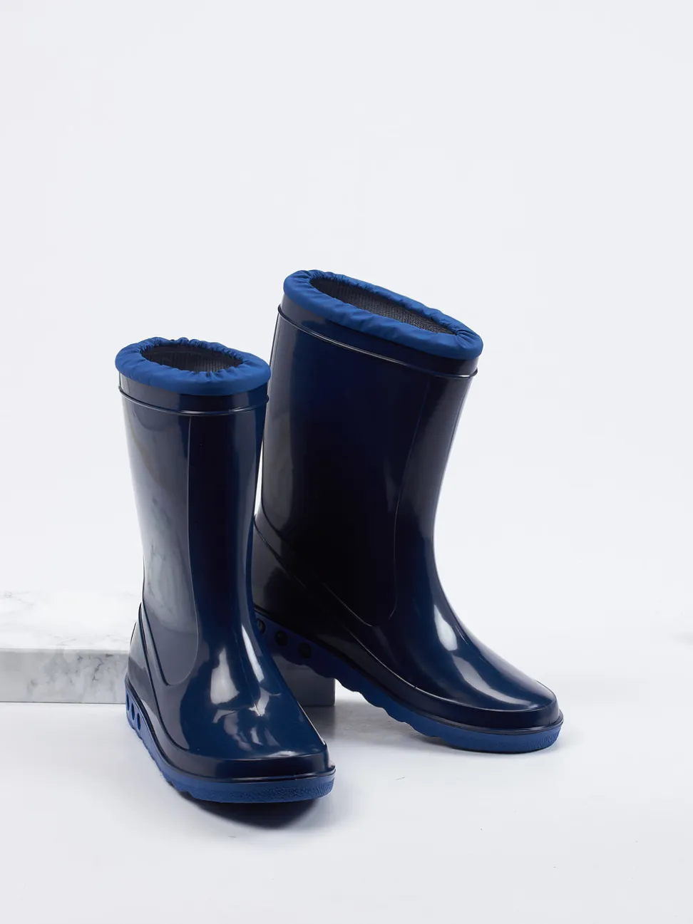 Nora – Gummistiefel aus PVC in Dunkelblau