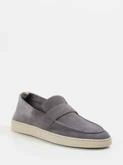 Officine Creative – Loafer aus Veloursleder steingrau