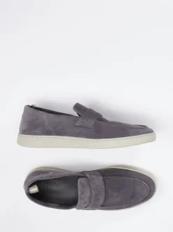 Officine Creative – Loafer aus Veloursleder steingrau