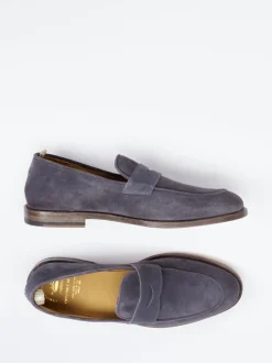 Officine Creative – Loafer aus Veloursleder in Grau