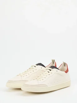 Officine Creative – Sneaker aus Kalbleder cremeweiß