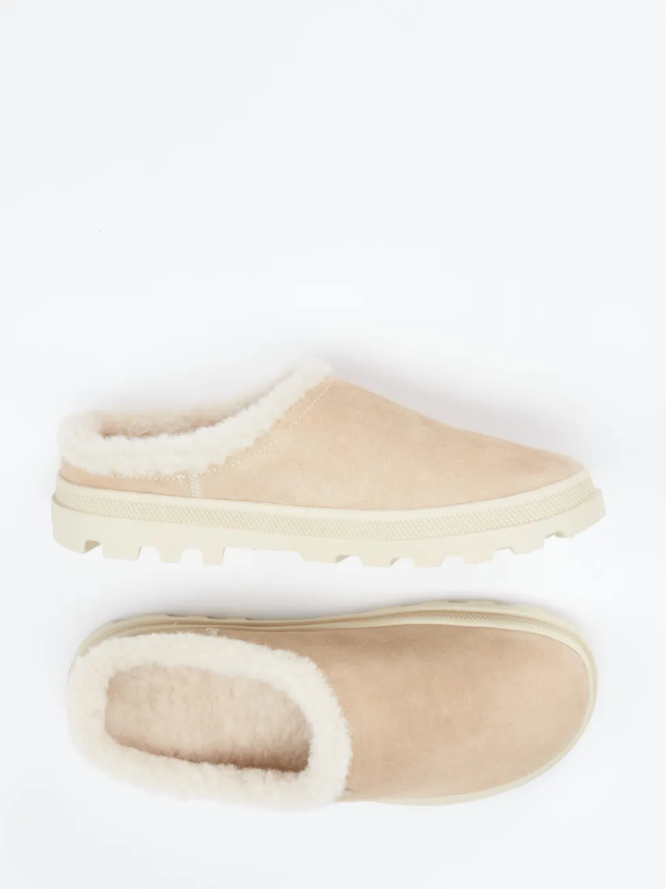 Palladium – Hausschuh aus Veloursleder beige gefüttert