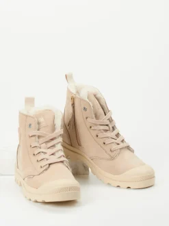Palladium – Stiefeletten aus Nubukleder beige