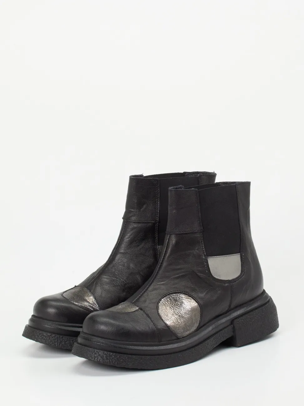 Papucei – Chelsea Boots aus Leder mit Metallic-Patches
