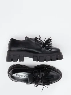 Papucei – Chunky Derbys aus Kalbleder in Schwarz