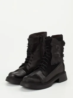 Papucei – Schnürboots aus Kalbleder in Schwarz