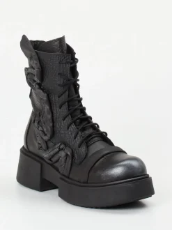 Papucei – Schnürstiefelette aus Kalbleder Schwarz