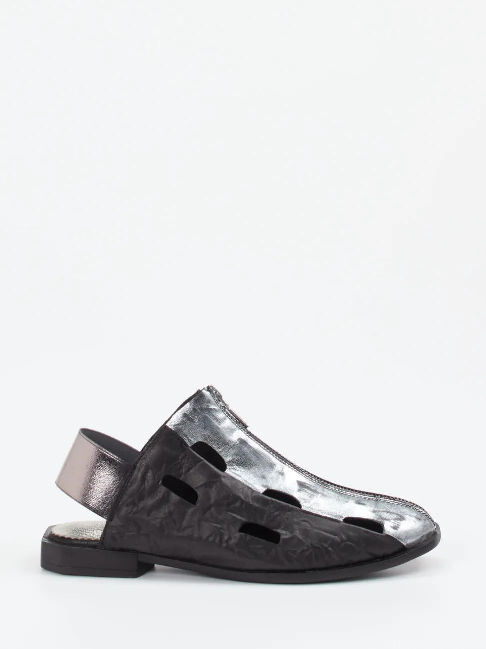 Papucei – Slingpumps aus Velourleder in Schwarz