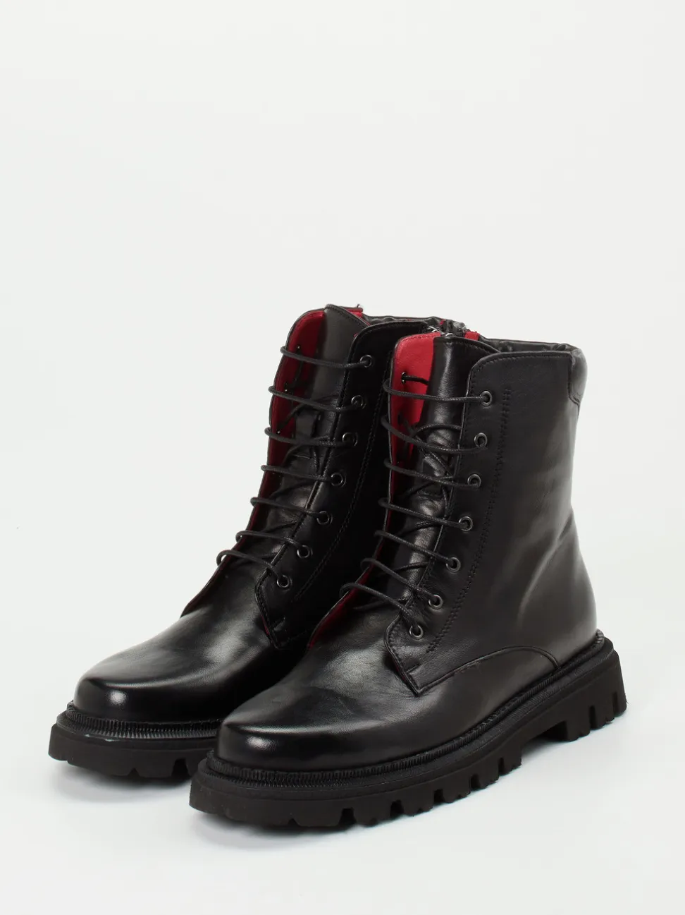 Pas de Rouge – Schnürboots aus Lammleder Schwarz