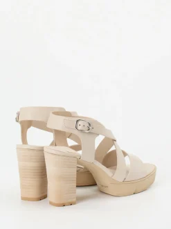 Paul Green – Plateau-Sandaletten aus Kalbleder beige