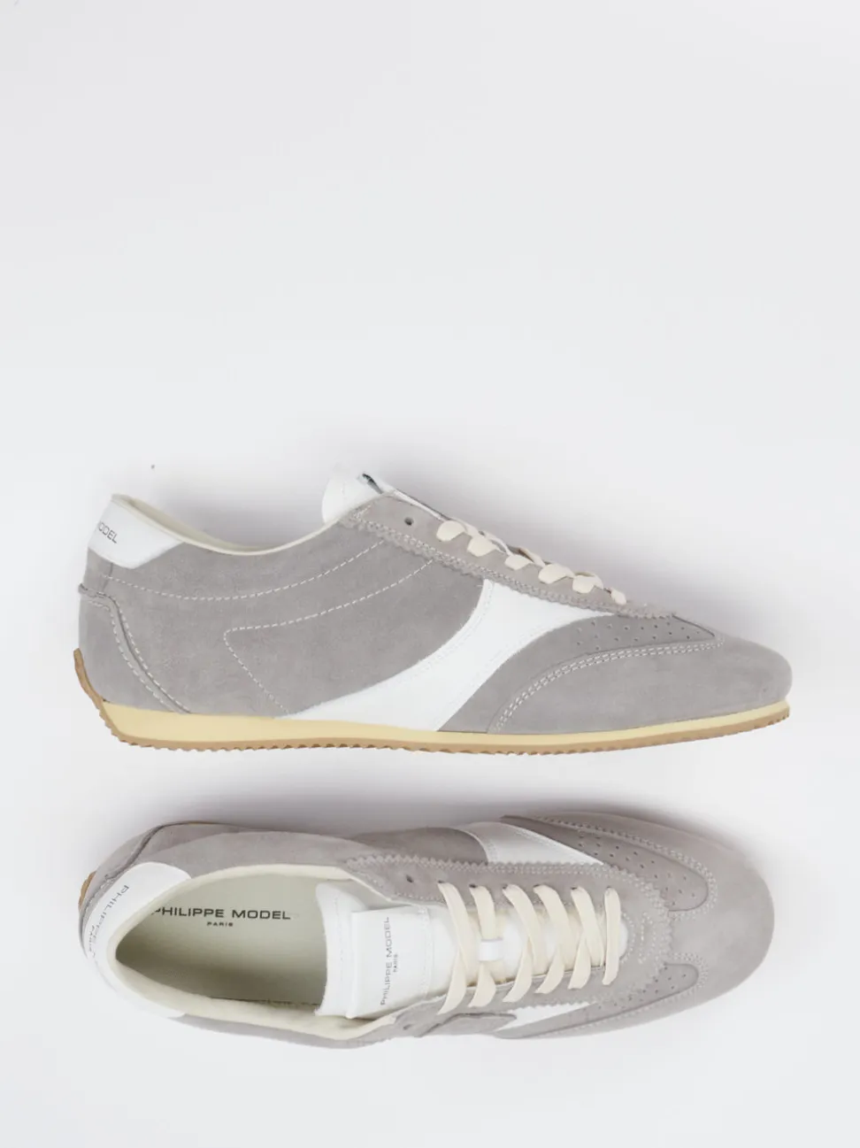 Philippe Model – Sneaker aus Veloursleder hellgrau