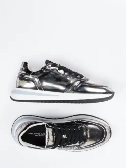 Philippe Model – Sneaker aus Metallicleder grau