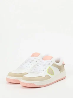 Philippe Model – Sneaker aus Leder-Mix in Weiß-Rosé