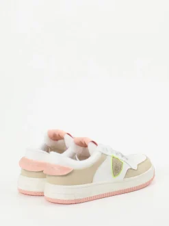 Philippe Model – Sneaker aus Leder-Mix in Weiß-Rosé
