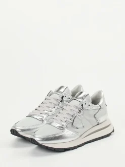 Philippe Model – Sneaker aus Metallicleder silber