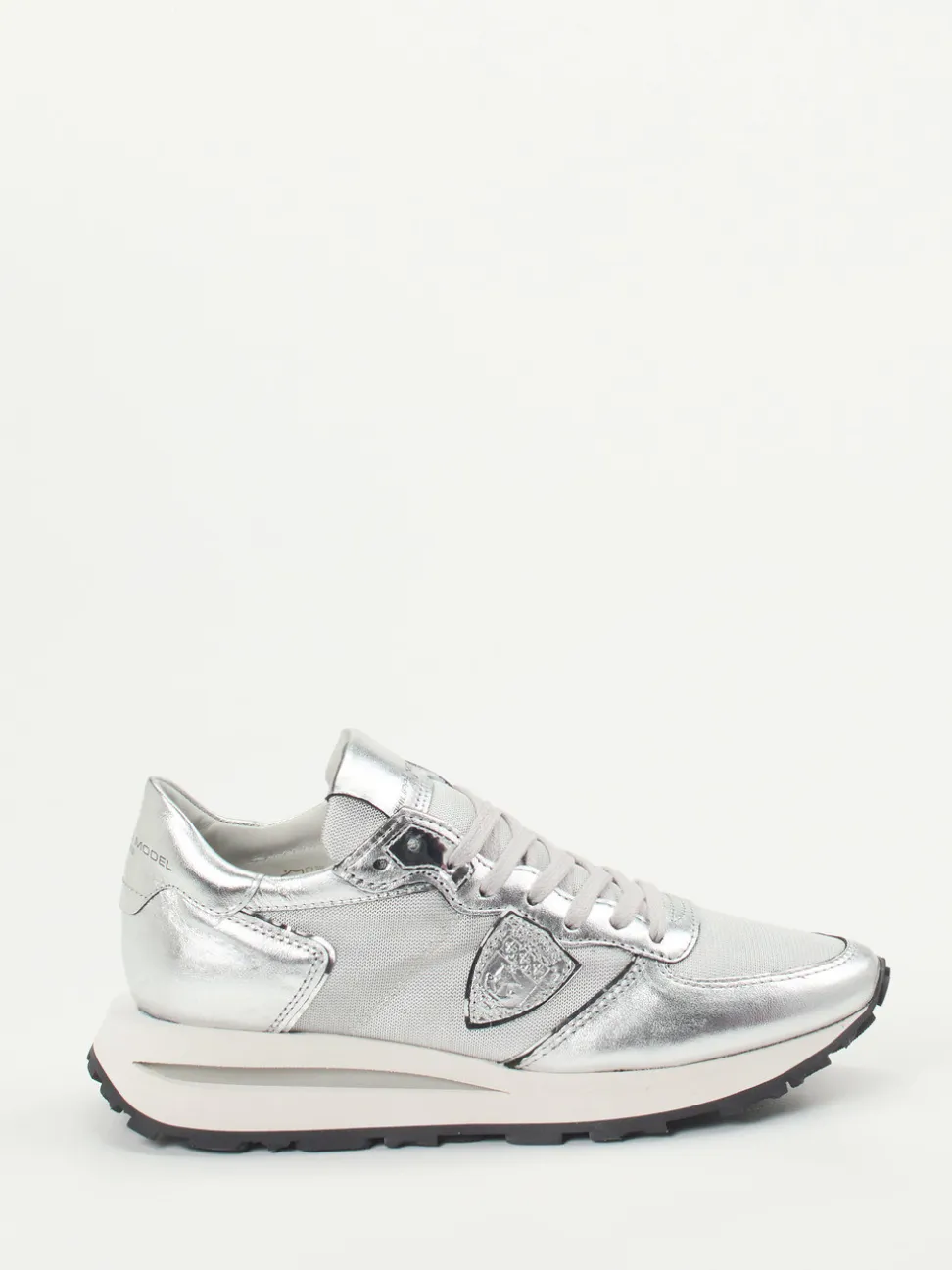 Philippe Model – Sneaker aus Metallicleder silber