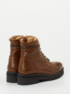 Piedi Nudi – Schnürboots aus Kalbleder mittelbraun