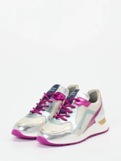 Piedi Nudi – Sneaker aus Metallicleder in Multicolor