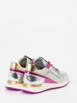 Piedi Nudi – Sneaker aus Metallicleder in Multicolor