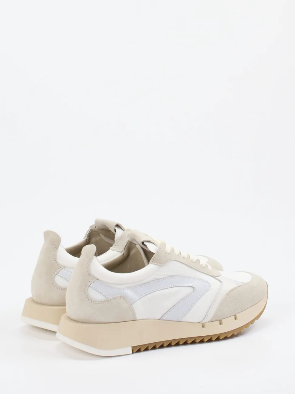 Piedi Nudi – Sneaker aus Veloursleder Offwhite