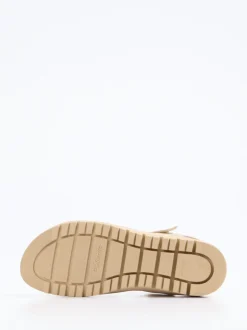 Piesanto – Komfortsandale aus Metallicleder Beige
