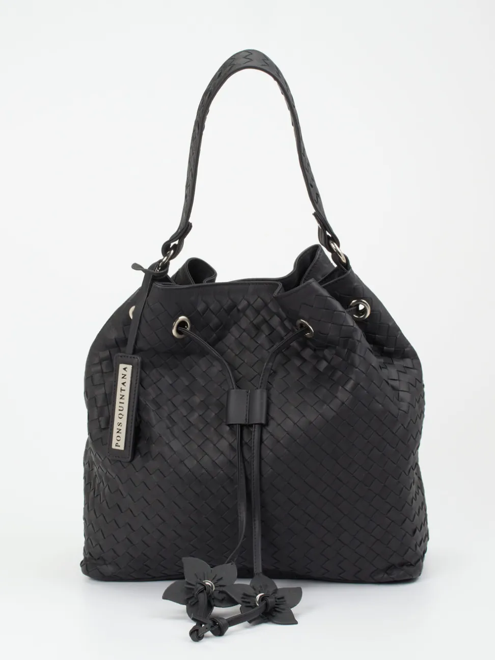 Pons Quintana – Bucket Bag aus Flechtleder Schwarz