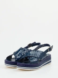 Pons Quintana – Plateau-Sandalen aus Flechtleder Marineblau