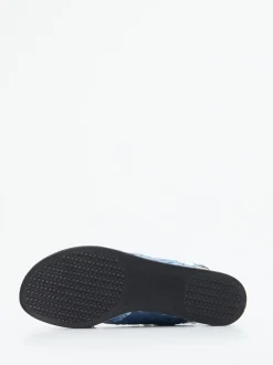 Pons Quintana – Plateau-Sandalen aus Flechtleder hellblau
