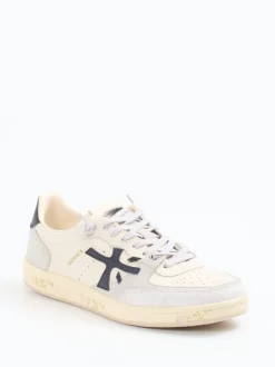 Premiata – Sneaker aus Kalbleder in Cremeweiß