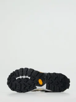 Premiata – Trail-Sneaker aus Textil in Schwarz