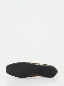 Pretty Ballerinas – Loafer aus Lackleder in Olivgrün